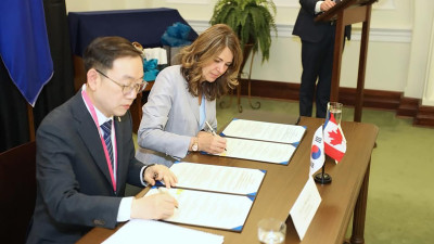 앨버타산 원유 한국 수출 관세 3% 전격 면제... 연간 10억 달러 경제 효과 전망